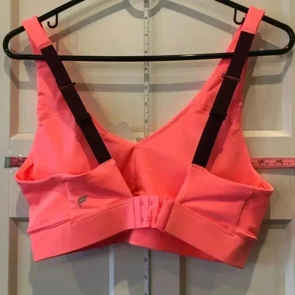 Athleta All Day Everyday Low impact V-neck,removable pads adjustable straps - Picture 3 of 8